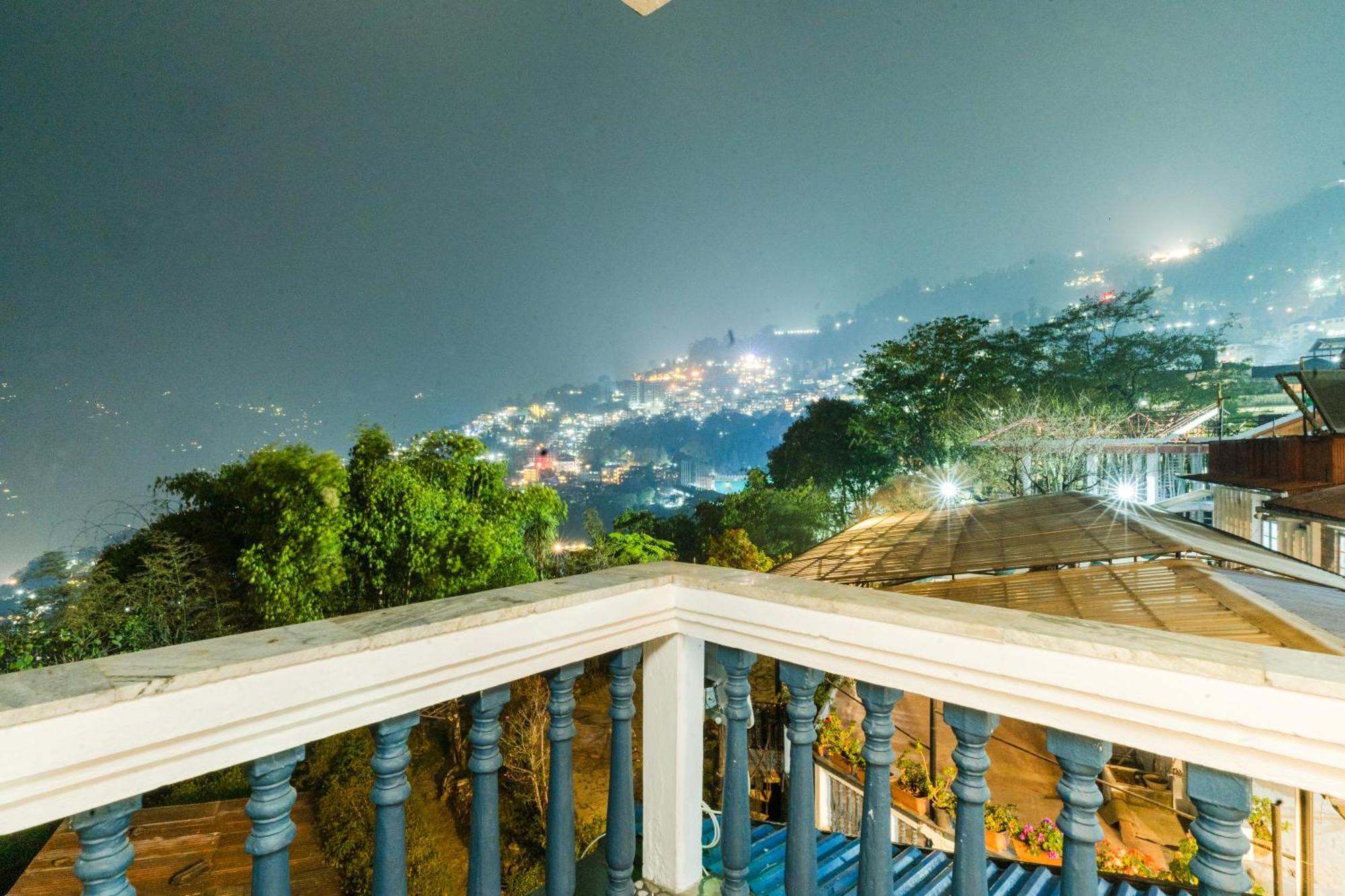 Sparrow Cherry Resort 2 Min Walk To Mg Marg Gangtok Εξωτερικό φωτογραφία