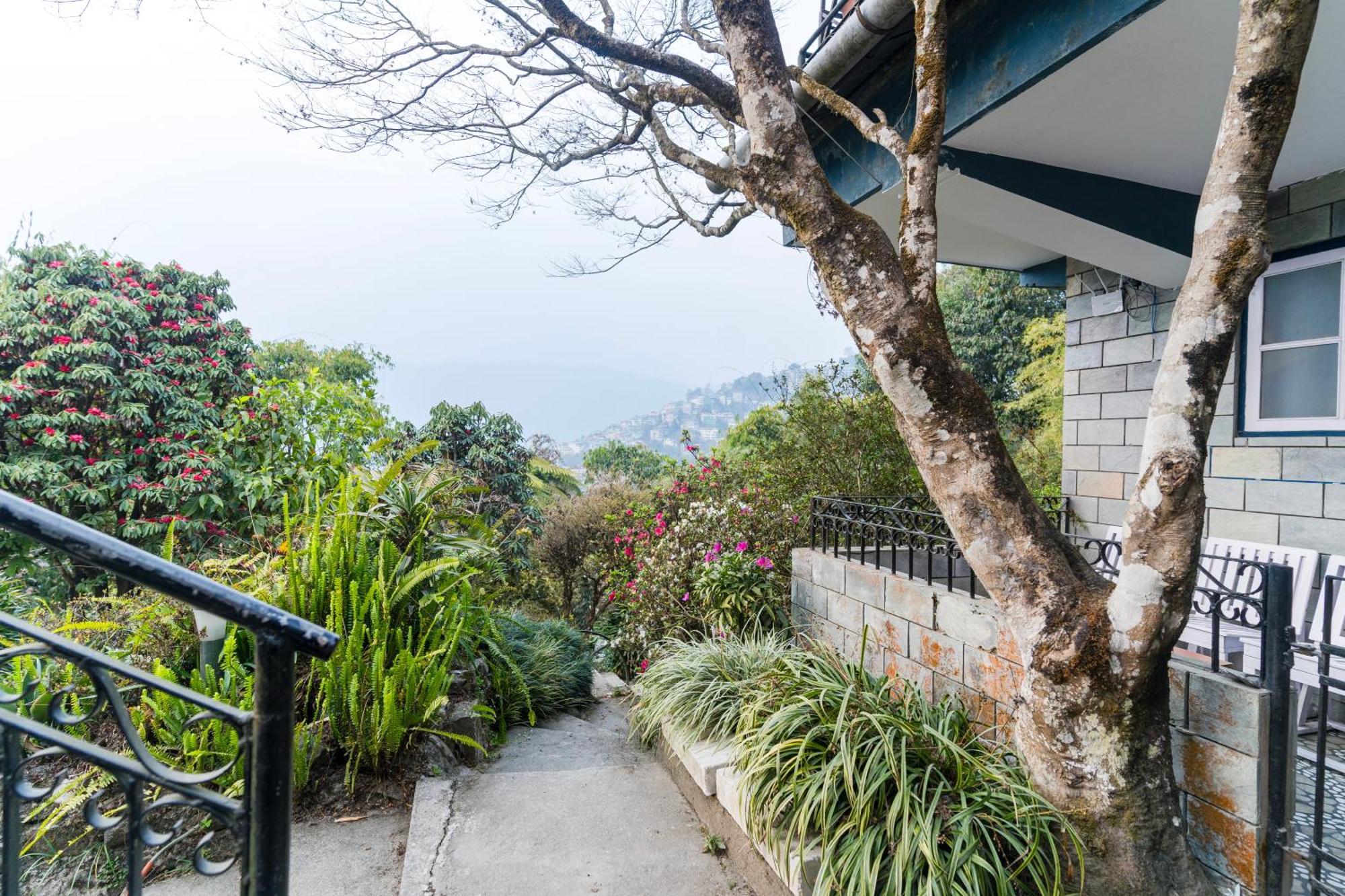 Sparrow Cherry Resort 2 Min Walk To Mg Marg Gangtok Εξωτερικό φωτογραφία